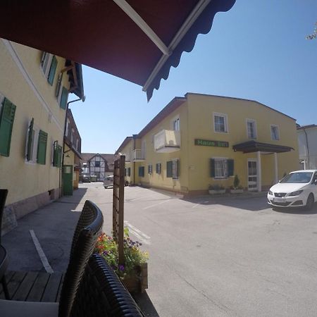 Hotel Gretl Krumpendorf Екстериор снимка