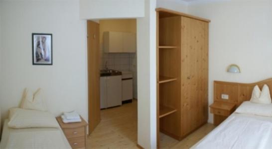 Hotel Gretl Krumpendorf Екстериор снимка